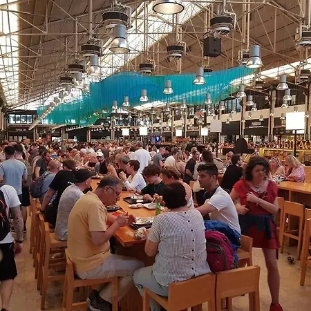 شقة Unique & Super Aircon & Lift