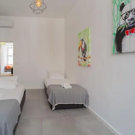 Apartmán Unique & Super Aircon & Lift