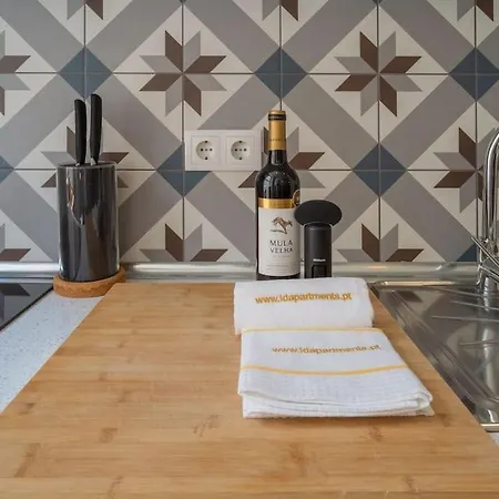 Unique & Super Aircon & Lift شقة