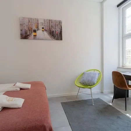 Unique & Super Aircon & Lift Лісабон