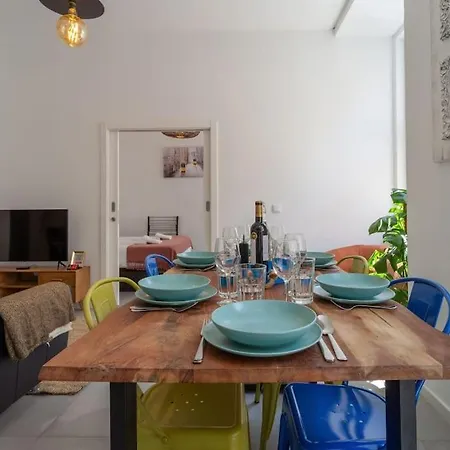 Unique & Super Aircon & Lift 리스본